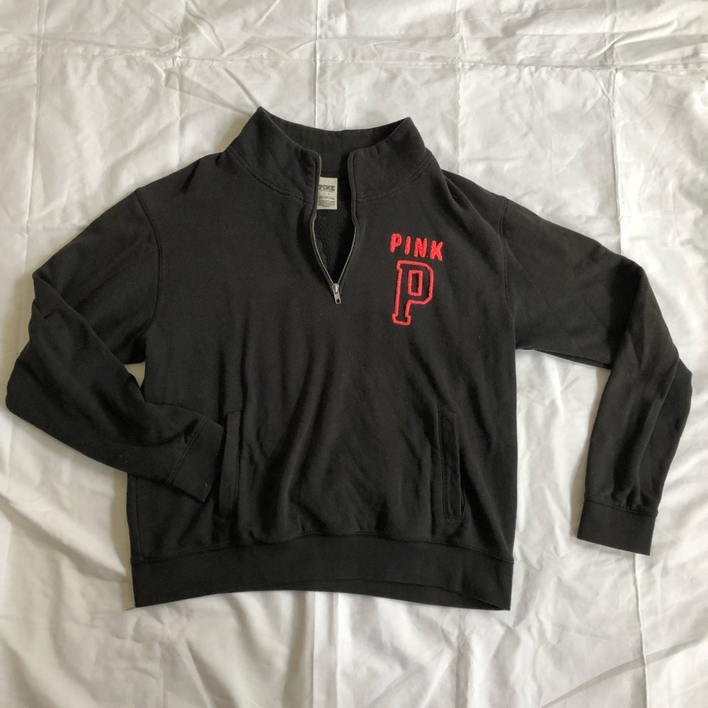 Black Quarter-zip!